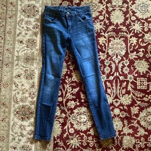 STS Blue Emma Ankle Skinny Size 25